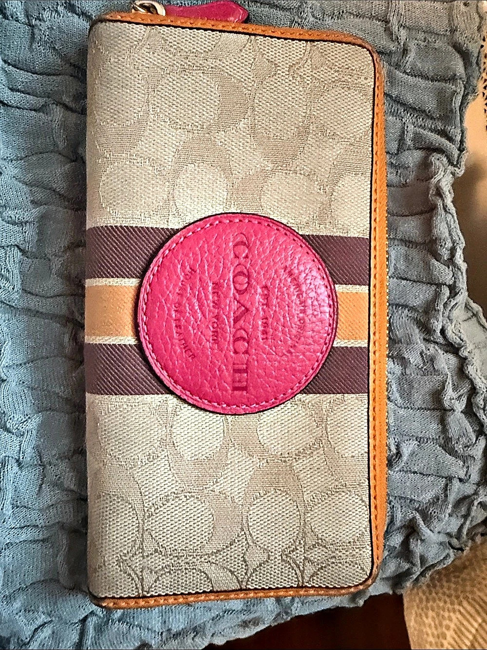 Coach Heritage Stripe Accordion Zip Around Wallet Beige & Pink